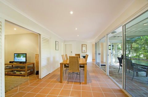 44 Cooran Court - Great Ocean Road Tourism 2