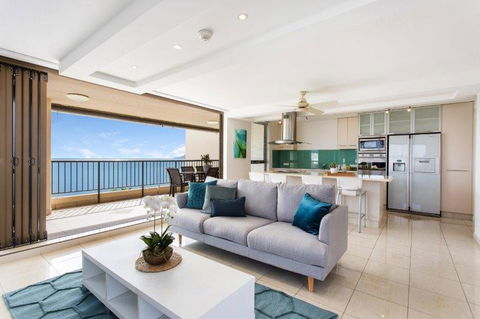 5,  Apartment On The Esplanade - Great Ocean Road Tourism 0