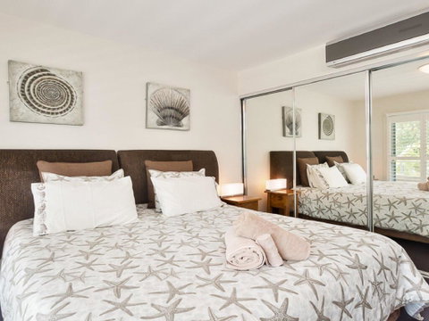 516 'Oaks Pacific Blue', 265 Sandy Point Road- Private Pool, Aircon, WIFI - Great Ocean Road Tourism 1