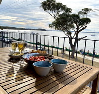 6 'SHOAL TOWERS' 11 SHOAL BAY RD - STUNNING WATER VIEWS  PERFECT LOCATION - Great Ocean Road Tourism