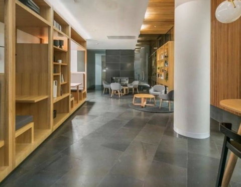 602PR Docklands 1 Bedroom Gym Pool Spa - Great Ocean Road Tourism 3