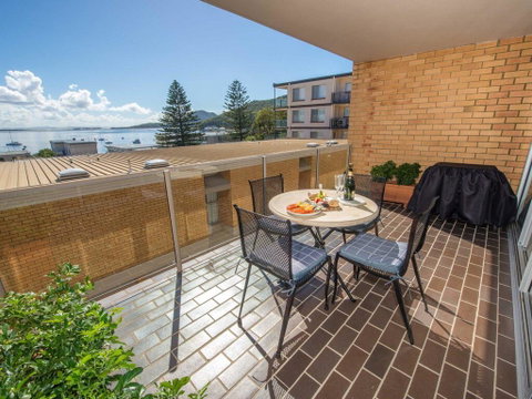 7 'The Crest' 6-8 Tomaree St - Stunning Unit With Spectacular Water Views. - Great Ocean Road Tourism 1