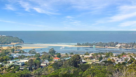 91 Berrambool Drive - Great Ocean Road Tourism 0