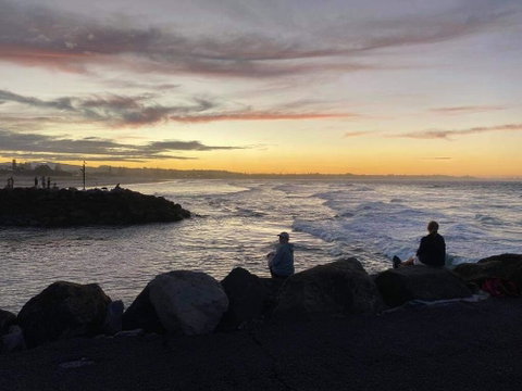 A Drop In The Ocean - Kingscliff - Great Ocean Road Tourism 0