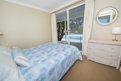 A Foreshore - Salamander Bay - Great Ocean Road Tourism 1