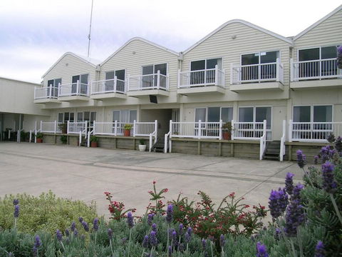 A Great Ocean View Motel - Great Ocean Road Tourism 0