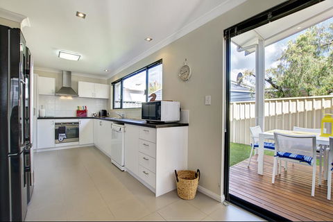A Little Luxury In Town - Great Ocean Road Tourism 1