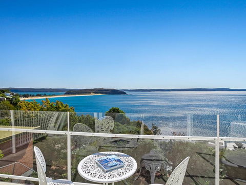 A Little Piece Of Paradise - Great Ocean Road Tourism 1