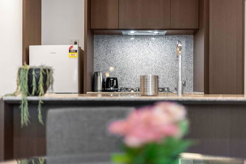 A Modern Apt, 5-min Walk To Queen Victoria Market - Great Ocean Road Tourism 3