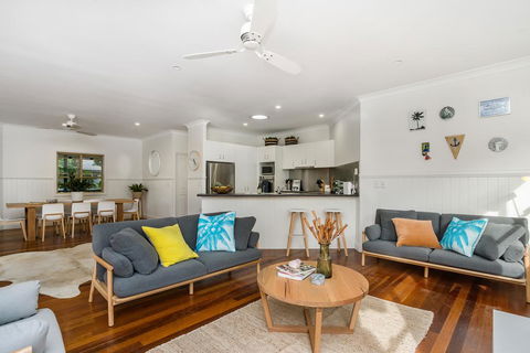 A PERFECT STAY - Barefoot Lane - Beach House - Great Ocean Road Tourism 0