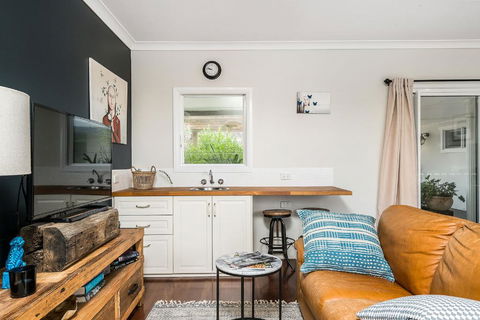 A PERFECT STAY - Byron Hills Hinterland Retreat - Great Ocean Road Tourism 3