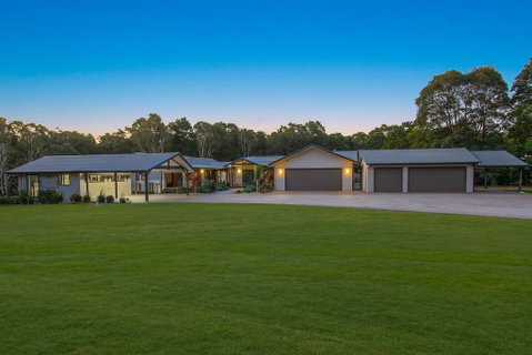 A PERFECT STAY - Lennox Unique Coastal Retreat - Great Ocean Road Tourism 2