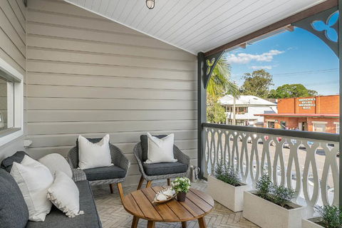 A PERFECT STAY - Luxe & Bloom - Great Ocean Road Tourism 1