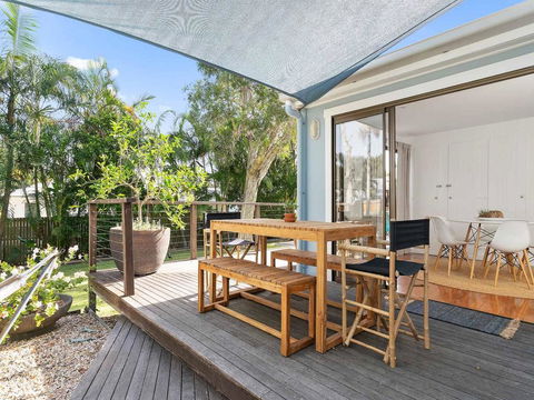A PERFECT STAY - San Juan Surfers Cottage - Great Ocean Road Tourism 3