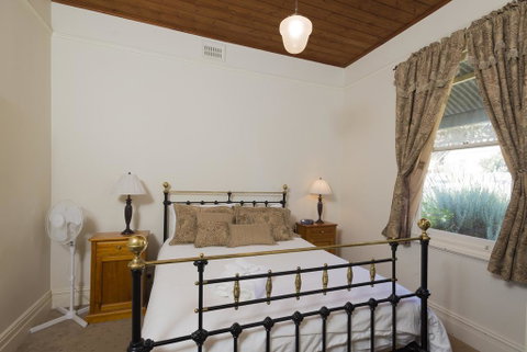 Abaleen House - Great Ocean Road Tourism 1