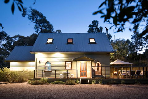 Abbotts Rest - Great Ocean Road Tourism 0