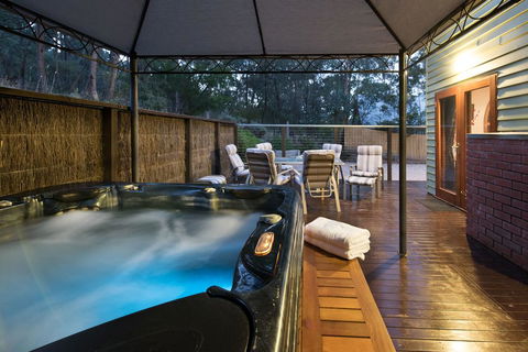 Abbotts Rest - Great Ocean Road Tourism 1