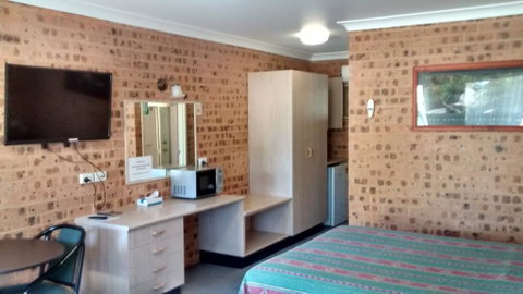 Aberdeen Motel - Great Ocean Road Tourism 1