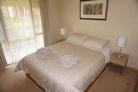 Abrigo Apartment - Great Ocean Road Tourism 1