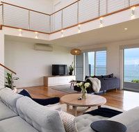 Absolute Waterfront - Great Ocean Road Tourism