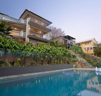 Absolute Waterfront Lakehouse Fishing Point Waterfront Pool Jetty - Great Ocean Road Tourism