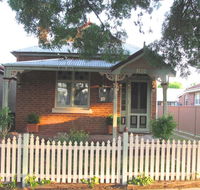 Acacia Cottage on Peel Bathurst - Great Ocean Road Tourism