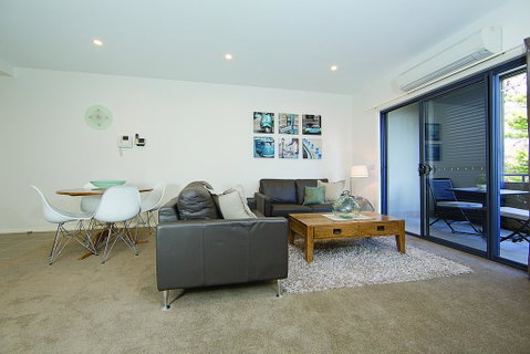 Accommodate Canberra- Domain Parliamentary Triangle - Great Ocean Road Tourism 1