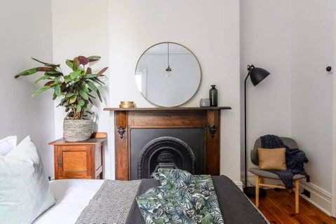 ADDERLEY A Striking 1880s Remodeled Victorian - Great Ocean Road Tourism 3