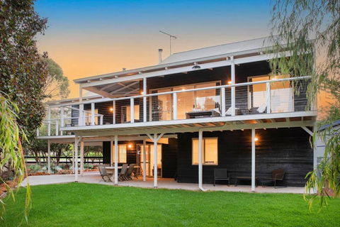 Eagle Bay Summerhaus - Great Ocean Road Tourism 0