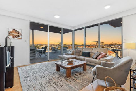 EAST34/60 - Urban Sanctuary - Great Ocean Road Tourism 0