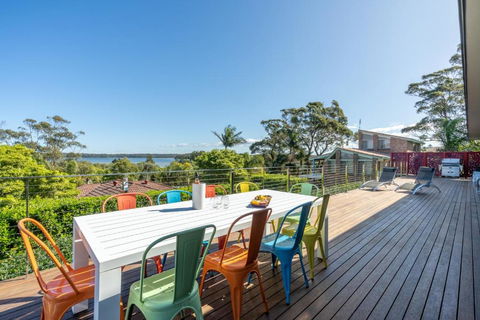 EAST52A - Lake Views - Great Ocean Road Tourism 4