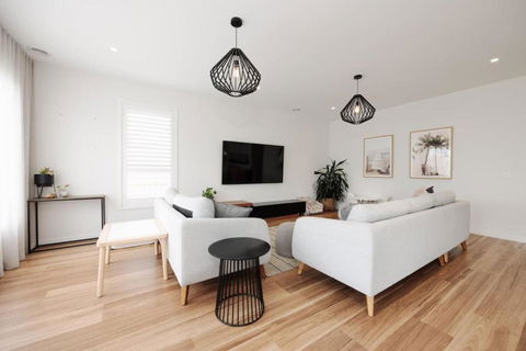 EDEN Spacious Torquay Family Escape - Great Ocean Road Tourism 1