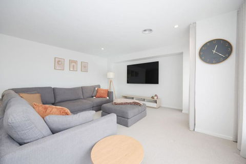 EDEN Spacious Torquay Family Escape - Great Ocean Road Tourism 3