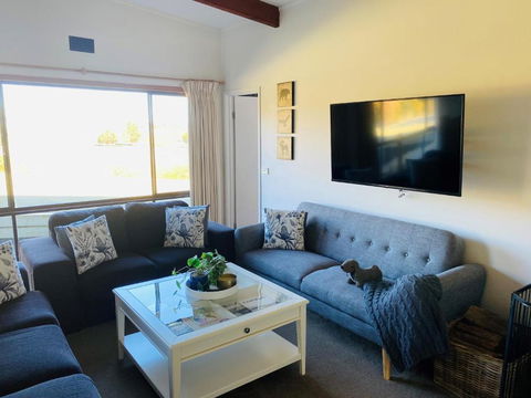 ELM Accommodation - Merrijig - Great Ocean Road Tourism 4