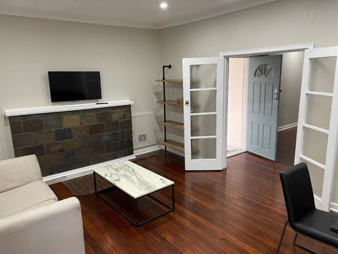 Executive Central Home - Great Ocean Road Tourism 3