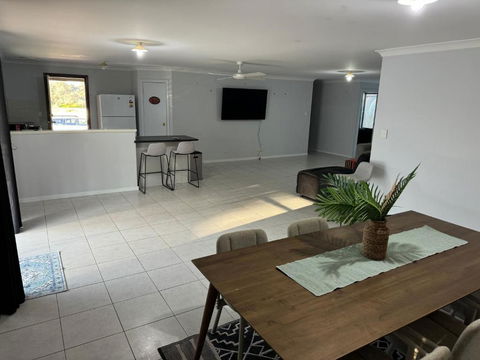 Executive Escape 4 Bedroom Home - Great Ocean Road Tourism 2