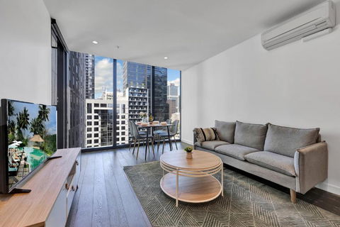EQ Tower Modern Apartments Melbourne Central CBD - Great Ocean Road Tourism 1