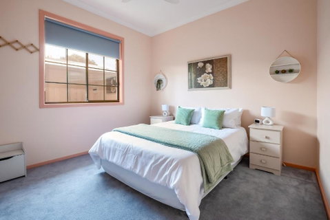 Family Beach House Near Barwon River & Beaches - Great Ocean Road Tourism 0