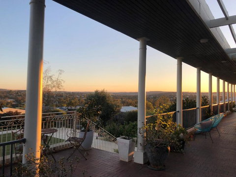 Fairway Manor Accomodation - Great Ocean Road Tourism 1