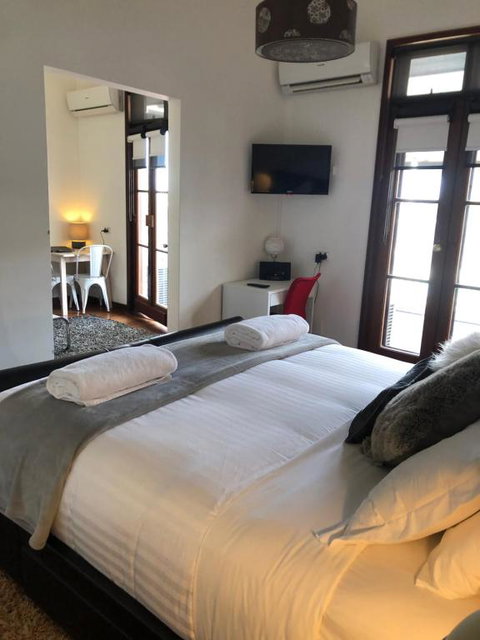 Fairway Manor Accomodation - Great Ocean Road Tourism 2