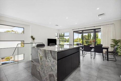 First-Class Townhouse W Free Parking And Wi-Fi - Great Ocean Road Tourism 0