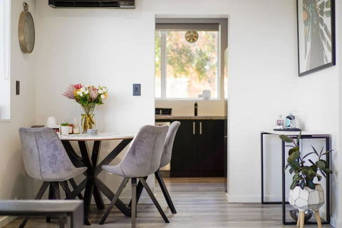 Gardenvale Prize With Private Courtyard Plus Parking - Great Ocean Road Tourism 2