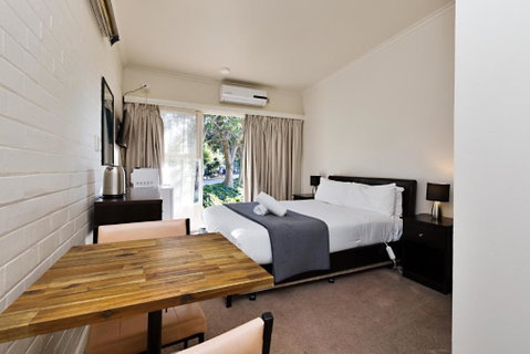 Gardenview - Great Ocean Road Tourism 1