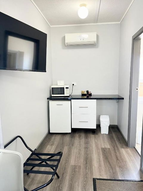 Gilgandra Motel - Great Ocean Road Tourism 2