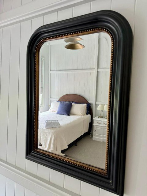 Grand Old Crow Hotel - Great Ocean Road Tourism 2