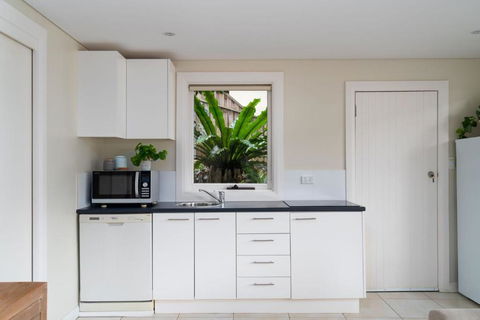 Gull Cottage By Beach Stays - Great Ocean Road Tourism 4