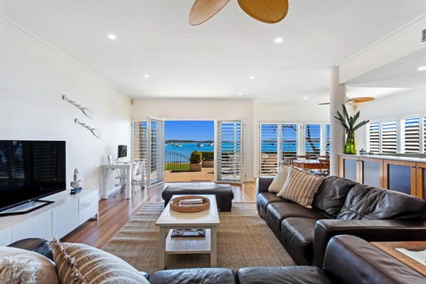H3 Port Stephens - Great Ocean Road Tourism 2