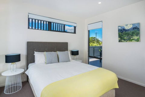 H6B - Round About Bulimba - Great Ocean Road Tourism 2