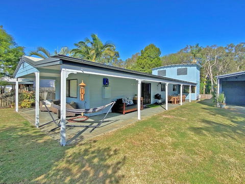 HAPPY DAZE - Great Ocean Road Tourism 0