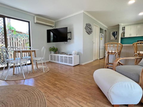 HAPPY DAZE - Great Ocean Road Tourism 1